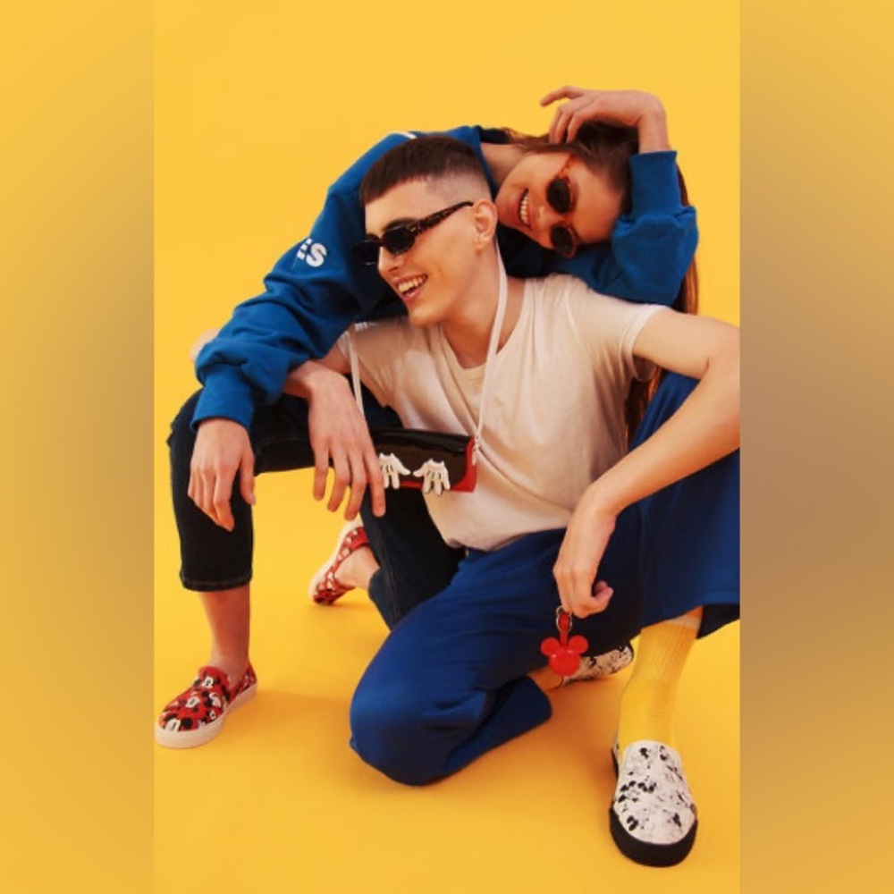 NWT MELISSA | Disney Mickey Minnie Mouse Ground Sneakers Size 7 Unisex - Picture 8 of 12